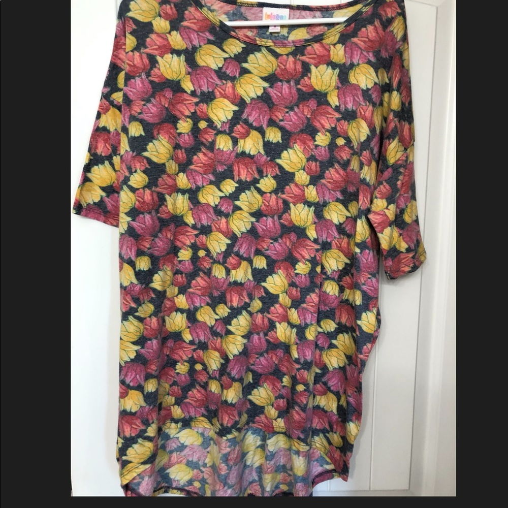 Lularoe shirt